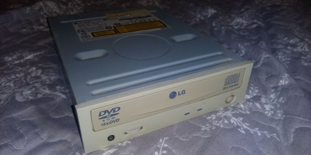 Stacja dysków LG DVD ROM