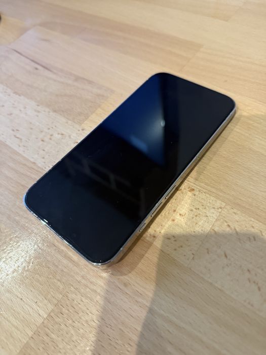 Iphone 13 pro + 10 etui