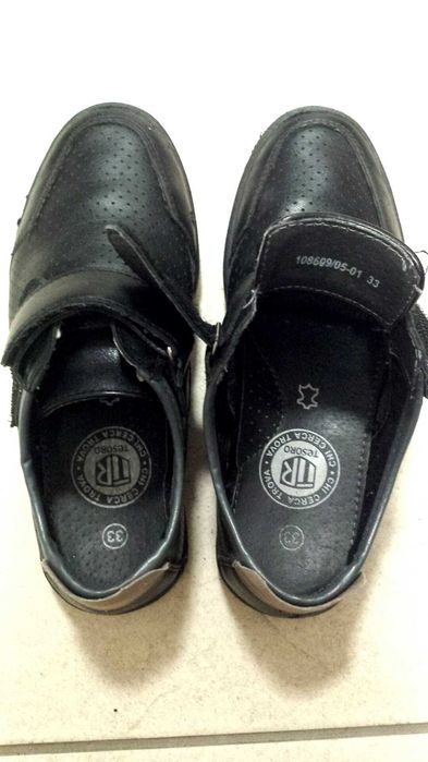 Туфлі для хлопчика Tesoro 33 розмір.