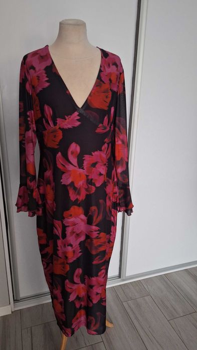 elegancka sukienka na podszewce w roz48 / nowa