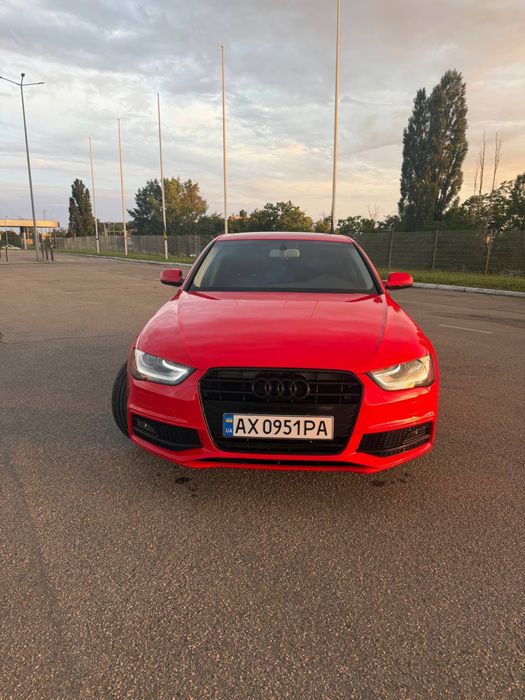 Ауди А4б8 2015.