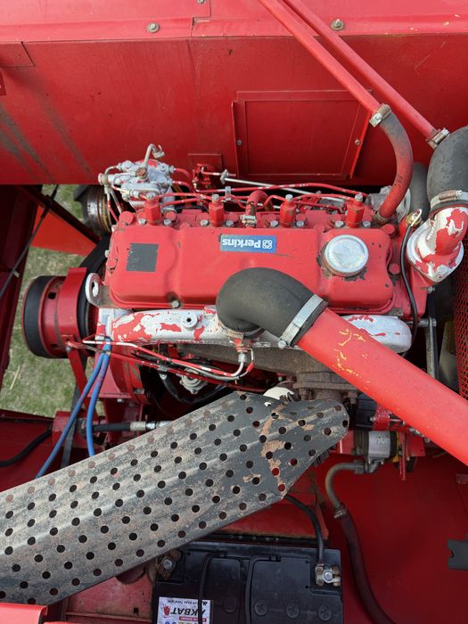 Комбайн Massey Ferguson 20