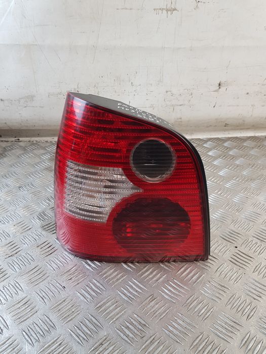 Lampa Lewa Tył + Wkład Vw Polo Iv 9N 02R-