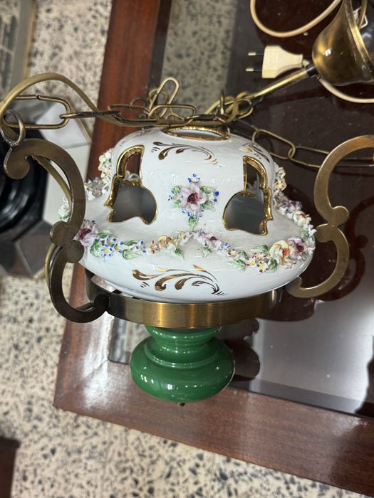 Candeeiro de porcelana