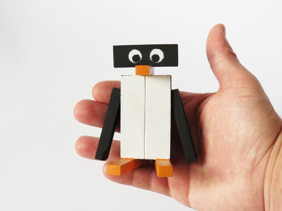 Деревянная статуэтка пингвин.Домашний декор.Предмет интерьера.