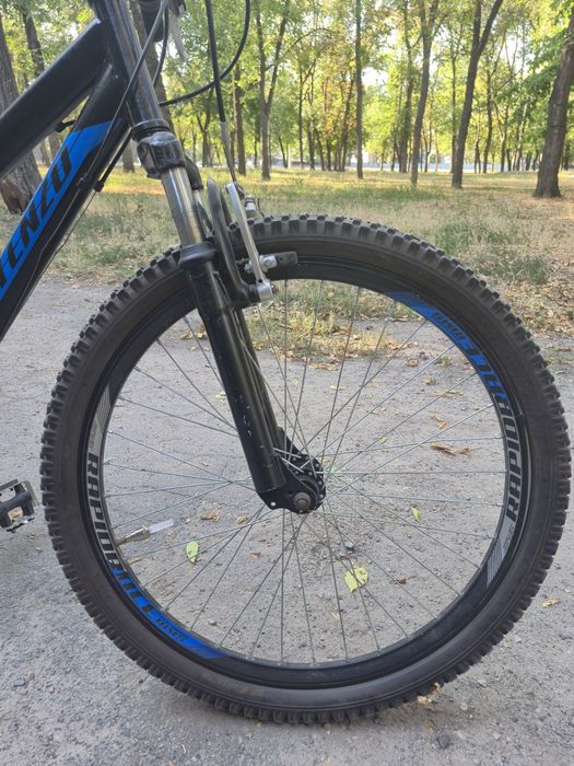 Продам горный подростковый спортивный велосипед 24 INTENZO