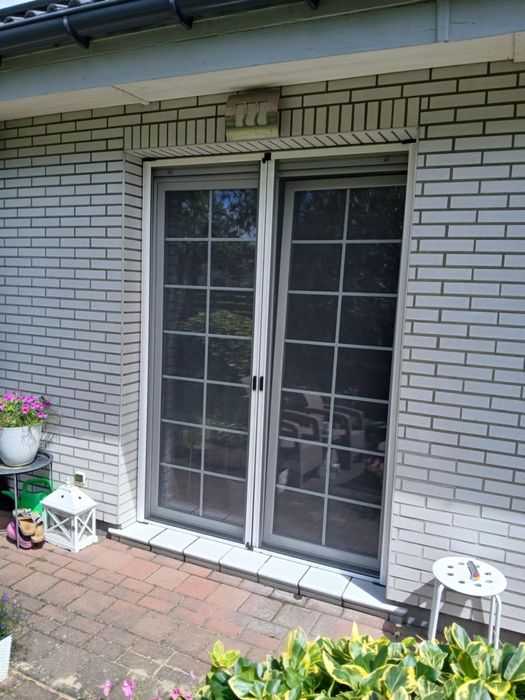 Moskitiery okienne, drzwiowe i przesuwne