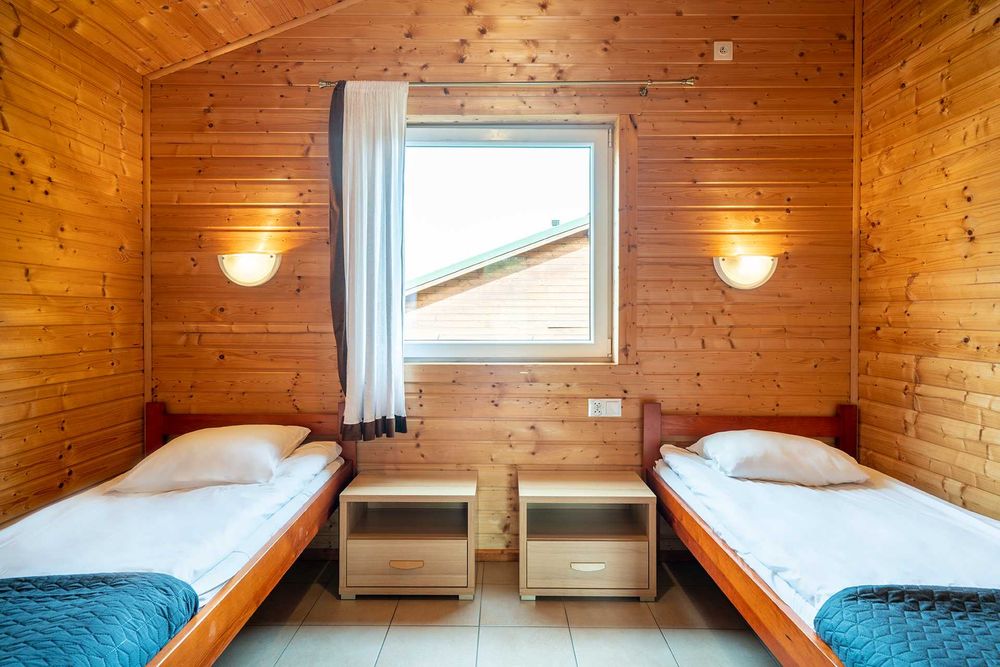 Domki całoroczne 100 m od plaży!!domek, sauna, plac zabaw, jacuzzi