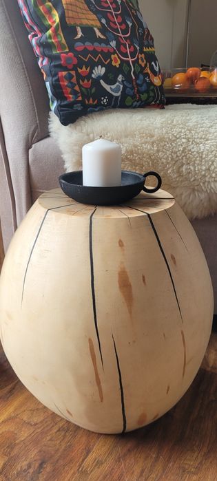 Pieniek "beczka " z drewna olchowego