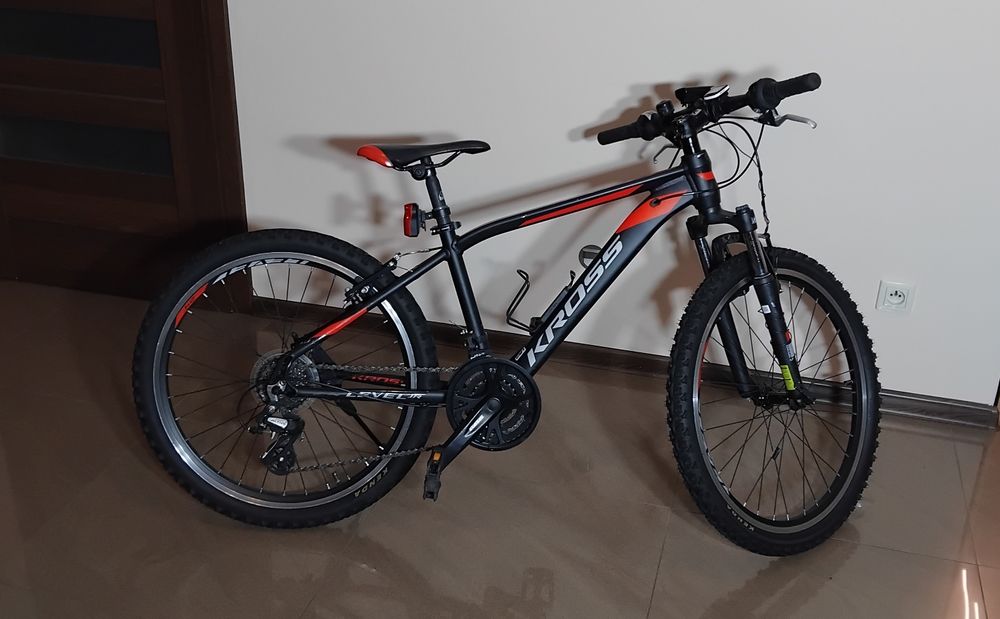 Rower młodzieżowy KROSS LEVEL JR 24 cale doposażony