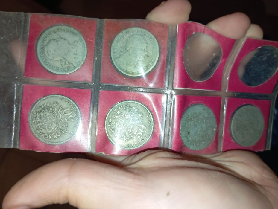 Lote de moedas só estás portugueses