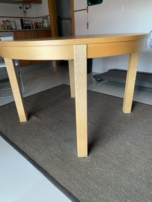 Mesa redonda  Bjursta Ikea