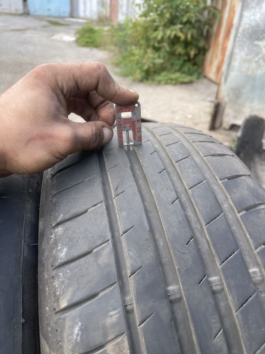 Резина 225/40/18 zr в гарно у стані