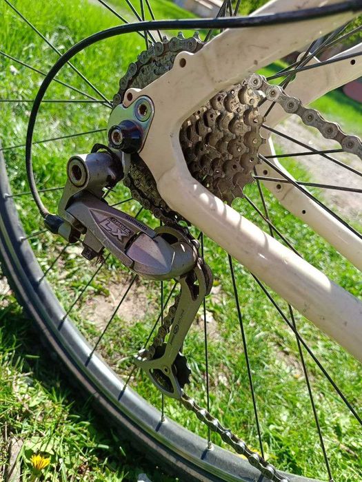 Велосипед  SPECIALIZED 28"L"    Shimano DEORE LX German