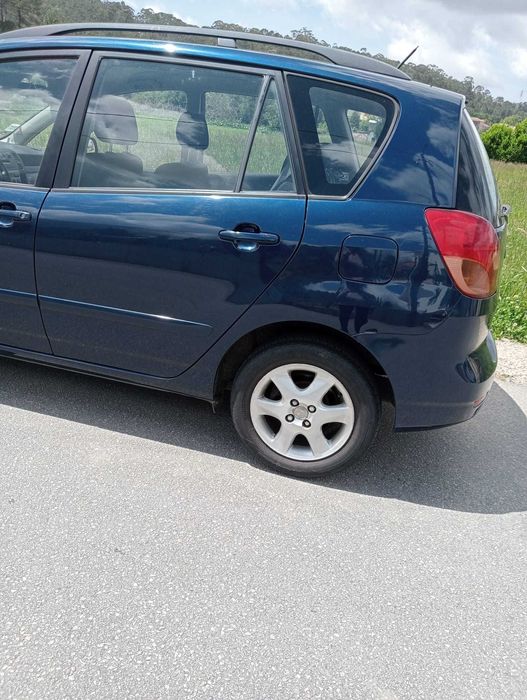 Toyota verso 2.0d4d 225mil KMS 2002