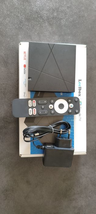 Leealbox l1  4/32 GB  Play tv box