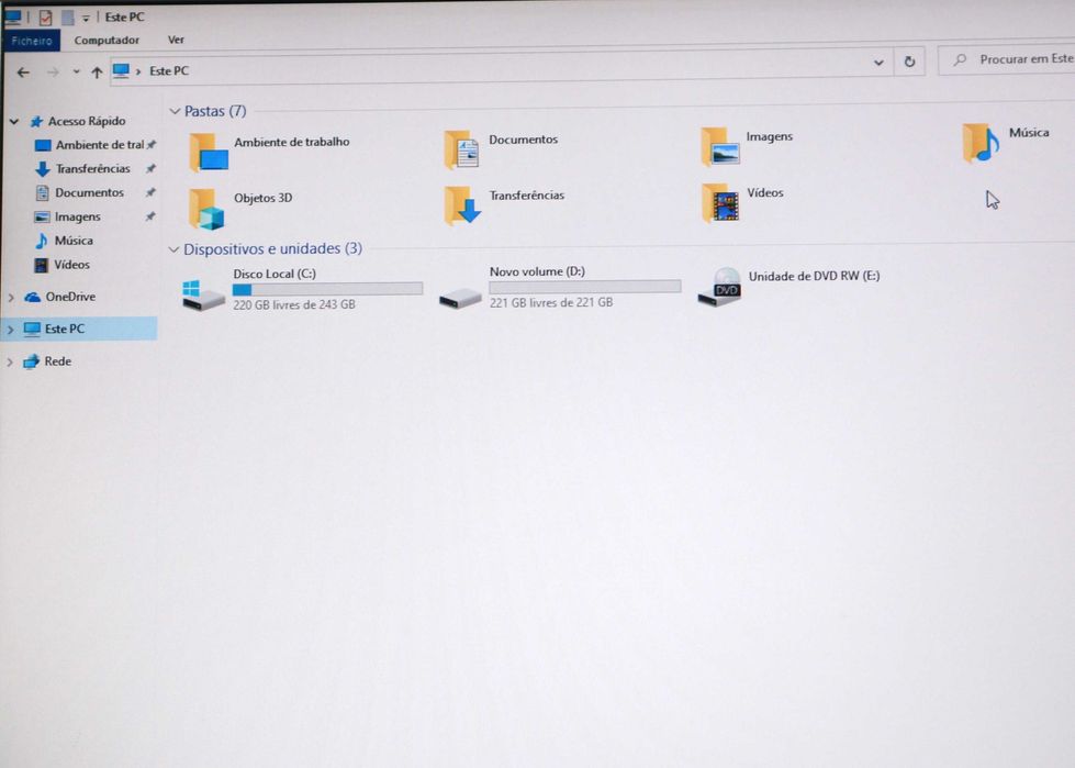 PC Asus i5 com teclado, rato e impressora
