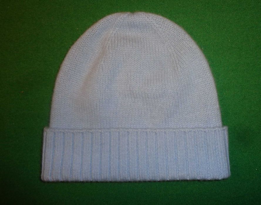 Uniqlo 100% Cashmere kaszmirowa jasno niebieska czapka Kaszmir