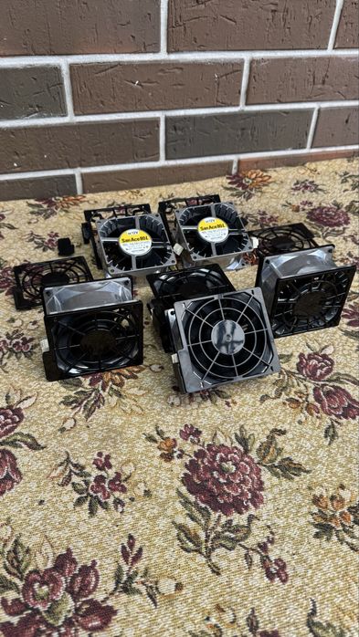 Профессиональные вентиляторы PAPST 12V, 24V, 220V.