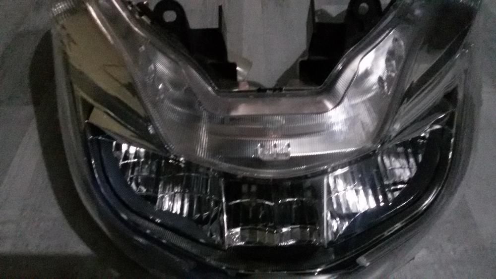 farol / optica led Honda pcx 125