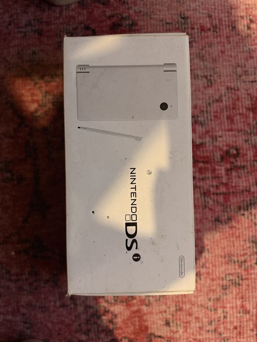 Vendo Nintendo DSi