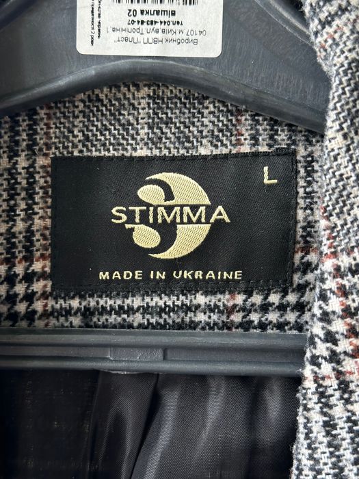 Жіноче пальто Довжина середня