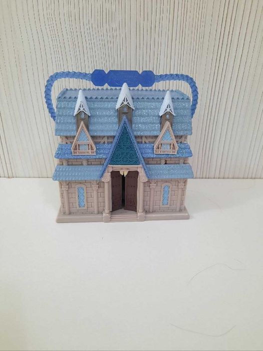 Замок-валіза iгровий набiр  Еренделл Disney Animators' Collection Littles Frozen.