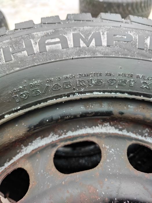 Шины 195/65/15 Champiro Ice Pro