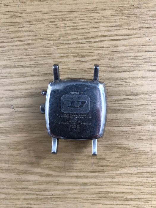 Продам часы Diesel