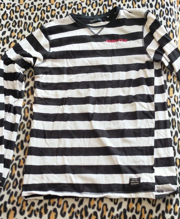 T-shirt Reserved