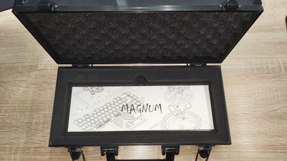 Magnum 65 klawiatura