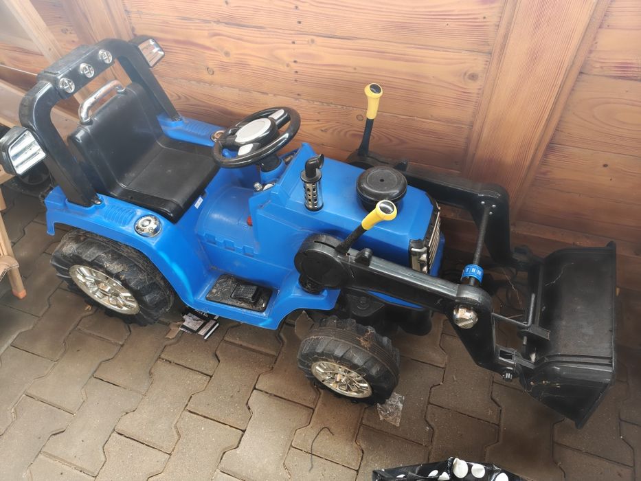Traktor na akumulator sprawny używany