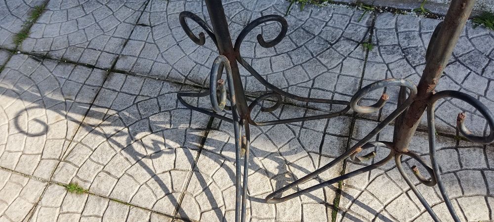 2 candelabros antigos