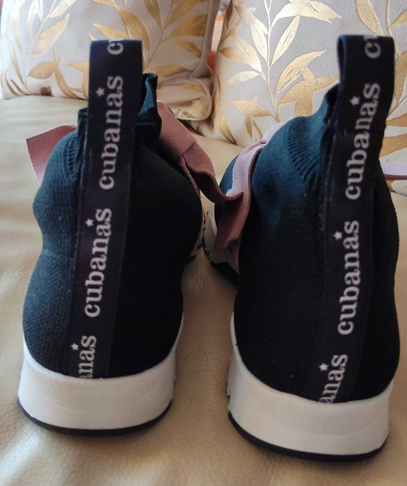 Sapatilhas Cubanas Preto e Rosa