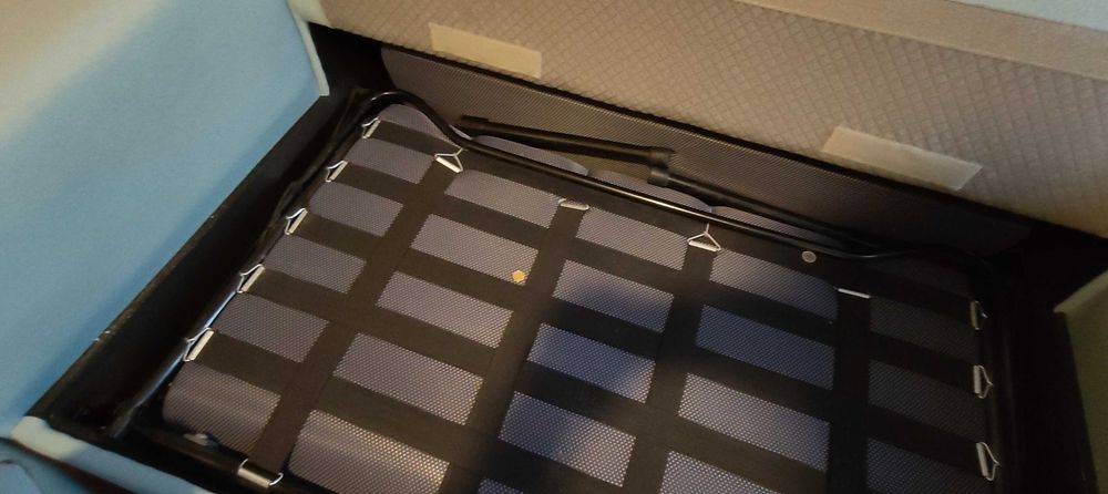 Sofá cama novo com cama normal fácil de abrir