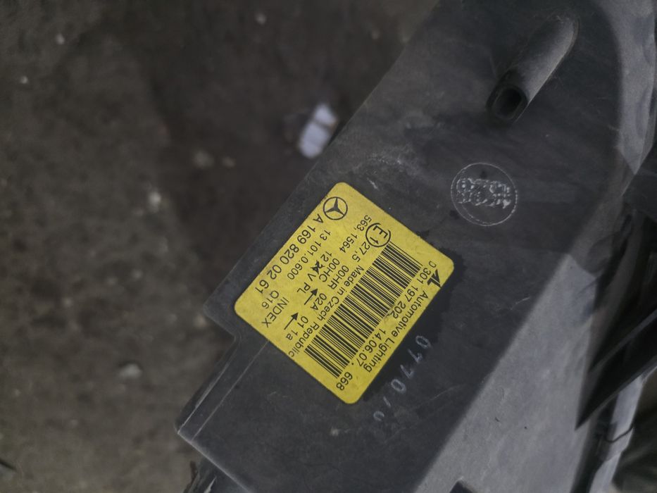 Mercedes A w169 Lampa  Przód