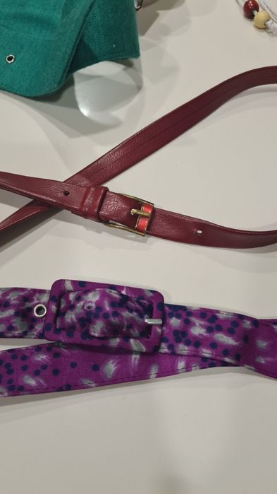 Cintos vintage. Preço unitário.