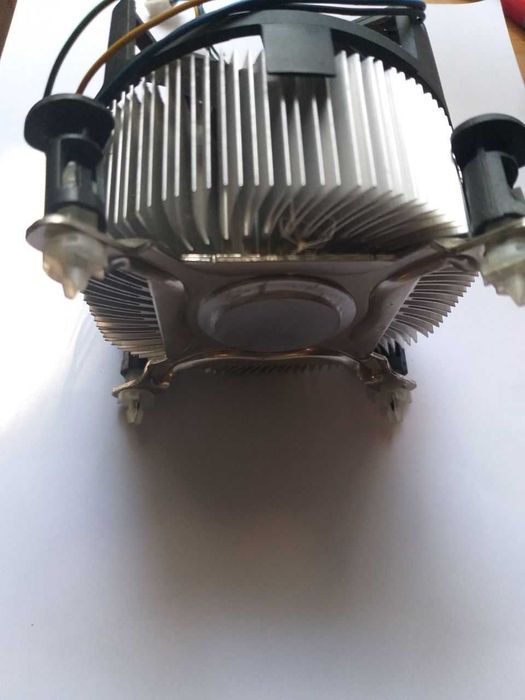 Комплектующие для Pentium 3-4 разные