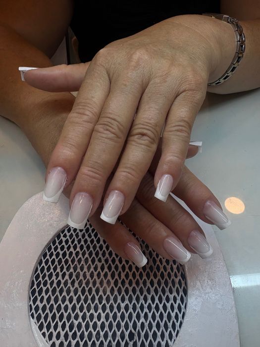 Aplicação de unhas de gel