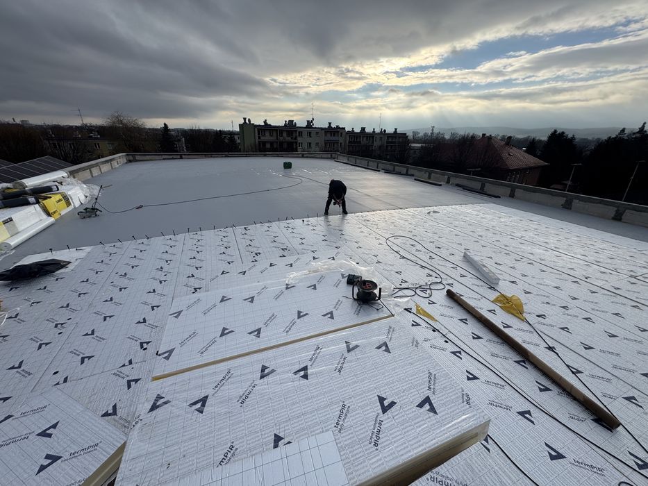 Hydroizolacja taras balkon dach membrana pcv epdm