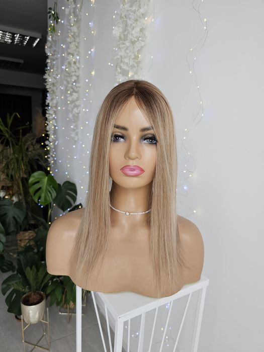 Topper Kris z włosów naturalnych blond refleksy z odrostem zagęszczeni