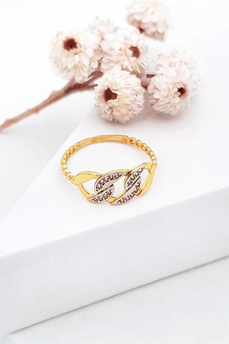 Złoty pierścionek kółka z cyrkoniami pr. 585