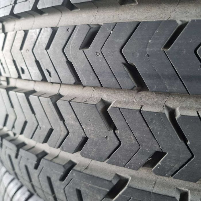 Літні шини 215/60 R17C 104/102H Michelin Agilis +