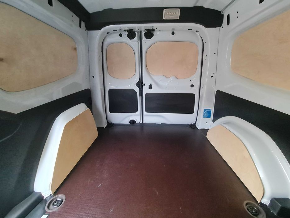 Zabudowa busa ze sklejki Mercedes Citan Vito Sprinter Van