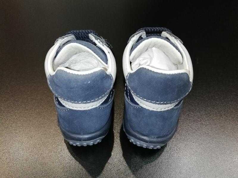 Черевички primigi /італія/ з натуральної шкіри