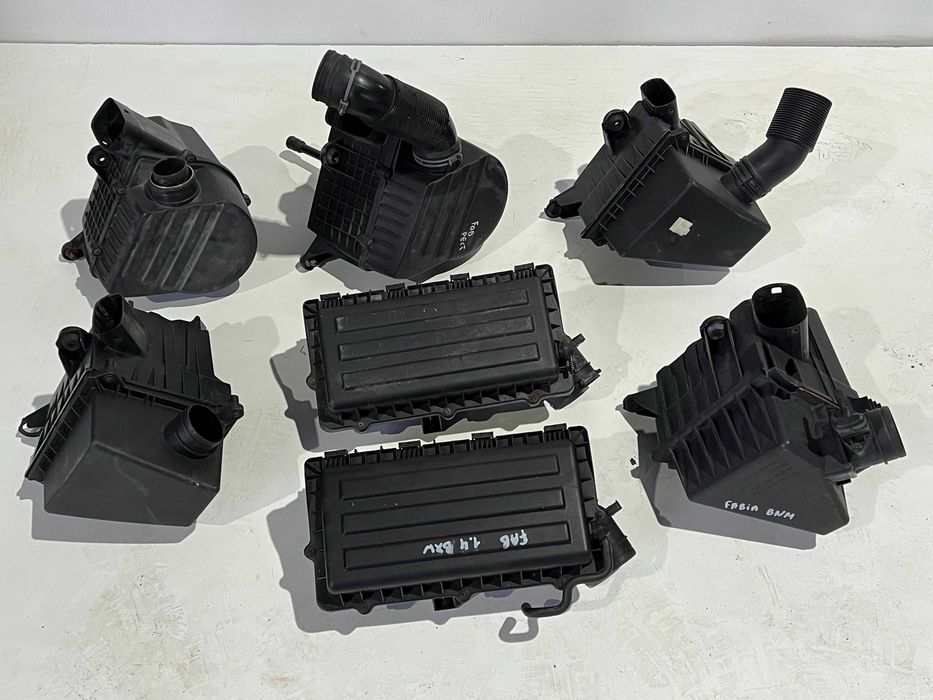 Корпус воздушного фильтра на Skoda Fabia 2 Roomster фабия 2 румстер