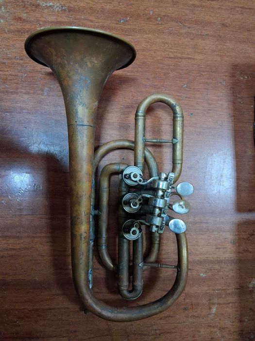 Музичний інструмент Труба