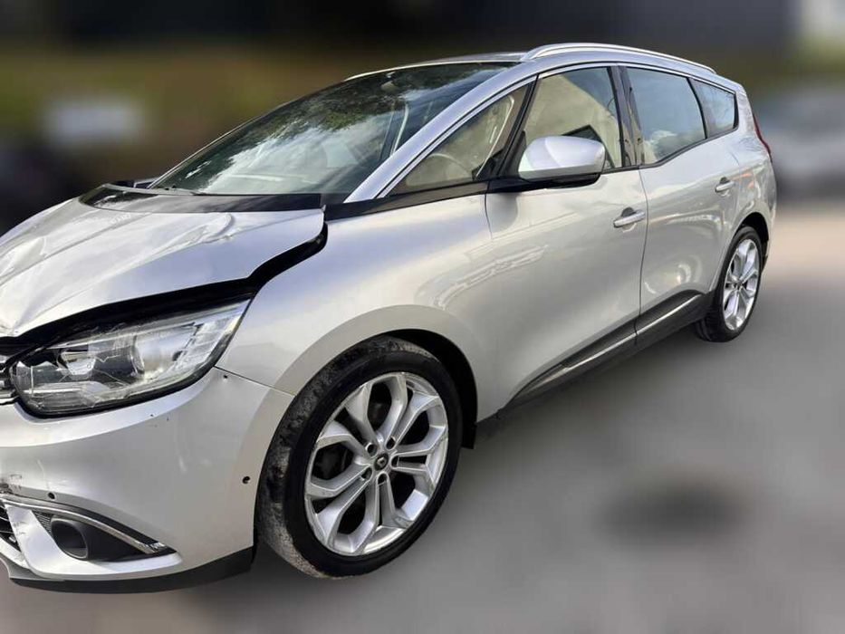 Renault Grand Scenic 1.6 DCI 130cv 7 Lug de 2018 Salvado