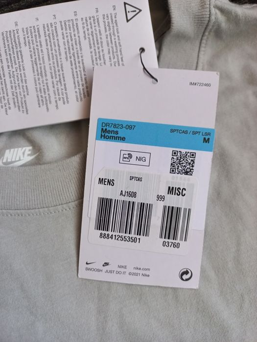 T-shirt Nike nova com etiqueta