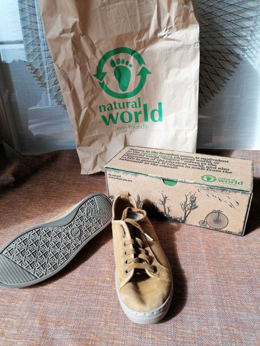 Sapatilhas Natural World